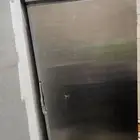 فريزر واقف من الجزيره