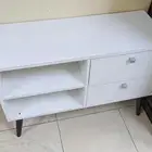 طاولة للبيع