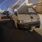 باص موتسوبيشي L300 للبيع