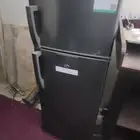 للبيع ثلاثه كبيره و فرن كبير و مجلس عربي صغير