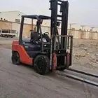 رافعة_شوكية_فوركلفت_للايجار