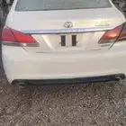 تيوتا افالون 2011. 2012