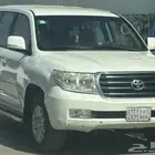 للبيع جيب تويوتا لاندكروزر 2011 مفحوص مجدد
