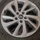 جنوط وكاله هونداي مقاس 17 مع كفرات 225 65R17.