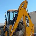 جي سي بي 2015 للإيجار يومي او شهري سائق هندي محترف