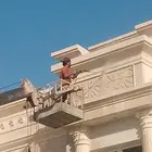 غيسل الواجهات الحجر والرخام وإزالة الوساخ والأتربة منها الدم