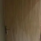 للبيع باب خشب