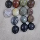 فصوص أحجار ثمينة جاهزة