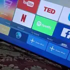 شاشه 52 بوصه سمارت عاليه الوضوع سريعه جدا  تحديث تلقائي