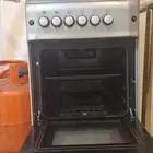 فرن للبيع مع دبه غاز ودراجه هوائيه