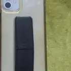 ايفون 11. لم ينفك. كل شي فيه وكاله. معه شاحنه