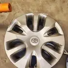 طيس هايلوكس وانوفا.