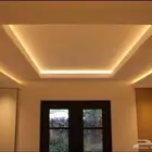 شريط إضاءة لي LED متعدد الألوان - شبه جديد