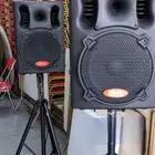 سماعات للإيجار