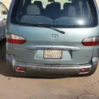 باص هيونداي H1 موديل 2005