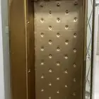 للبيع دولاب عباءات فاخر