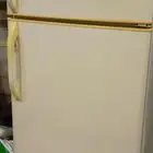 ثلاجة للبيع بحالة ممتازه