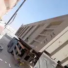 صندوق قلاب للبيع نظيف