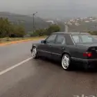 جنوط مرسيدس مع الكفرات نظيفه مقاس 18