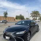 للبيع لكزس موديل 2020