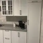 مطبخ ب ثلاجه وغساله صحون