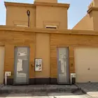 دور علوي للايجار في حي الحزم مخطط العثمان جنب جامع الفواز