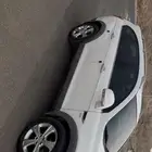 للبيع السيارة مستعملة ونظيفة