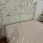 سرير نوم نظيف