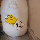 نصف جالون كلور تابلت  جالون bh عبوه مصفي  علبه قياس مياءه