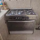 غسالة وفرن وثلاجة للبيع