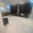 كنب 6 6 جديد مع الستاره وأيضا مساند مع الفراش والستاره