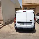 رينو دوكر فان 2018