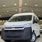 باص تويوتا هايس 13راكب بنزين قير عادي 2026