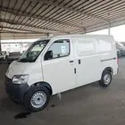 تويوتا لايت آيس 2025 - الخيار الأمثل للأعمال الصغيرة