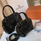 شنط شوزات ساعات نظارات جمله وتجزئه لتواصل واتس