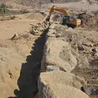 بوكلين للايجار قص وبنا حجر