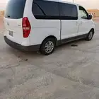 هونداي هونداي 2015 H1 مستعمله للبيع قير اوتوماتيك بنزين