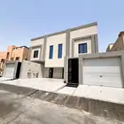 للبيع شقه دوبلكس حي احد 71 جديده بالدمام 6 غرف 710 الف