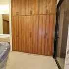 مصنع HUGE HOME للاثاث المنزلي والديكورات الخشبيه