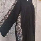 متوفر عبايات و أقمشه نسائية