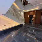 للبيع شقه علويه بمصعد جاهز وسطح خاص ف أبها البديع