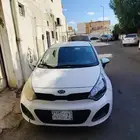 كيا ريو هاتش باك 2012 للبيع قير عادي الممشى 401000