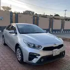 سياره حديثه لتوصيل المشواير والدومات.
