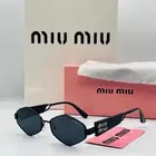 نظارة ميو ميو الهبه معا ملحقاتها