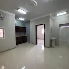 شقة مكيفة غرفة وصالة بالثقبة الخبر 1600شهرى عقد سنوى