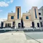 للبيع روف علوي مع ملحق تشطيبات فاخره مقابل نادي ضمك