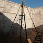 ونش رفع مع قواعده