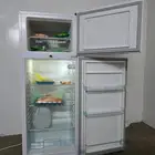 ثلاجة للبيع