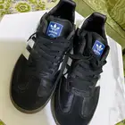 حذاء نضيف مقاس 40-41. سعر 85