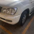 للبيع لكزس LX470موديل 2000